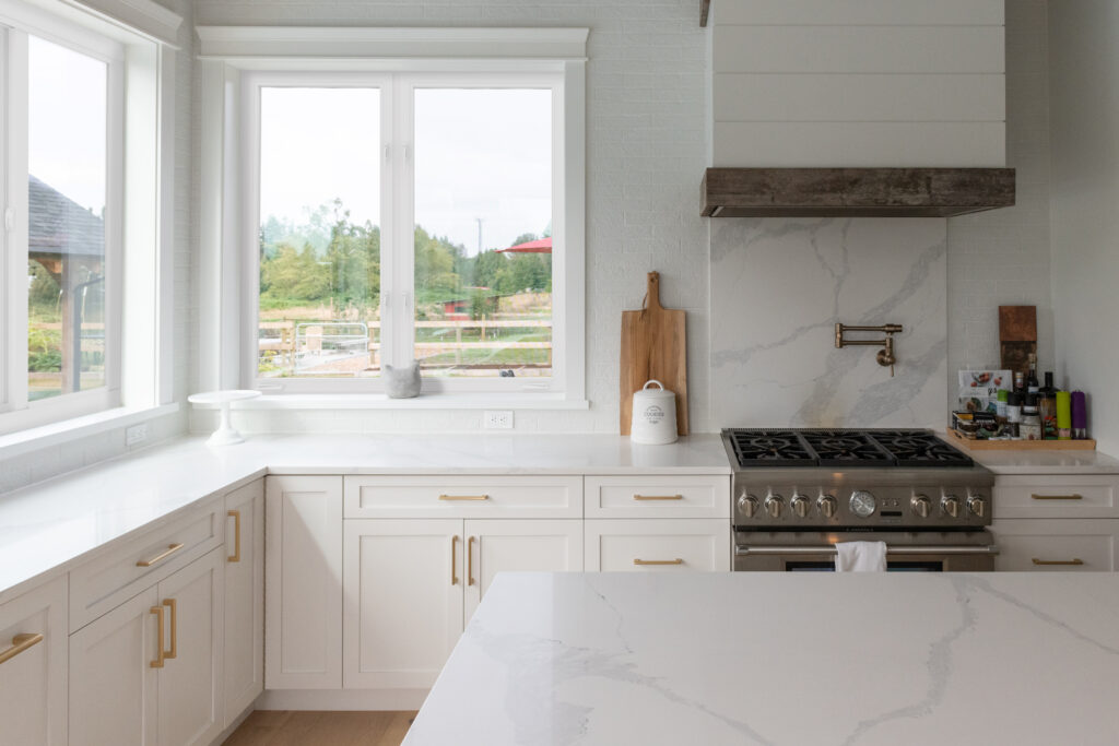 Radiant Kitchens: Enhance Natural Light with the Perfect Window Style